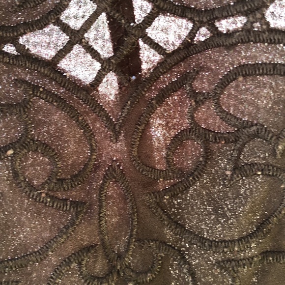 Black Fun to Fun tank top - Picture 3 of 4